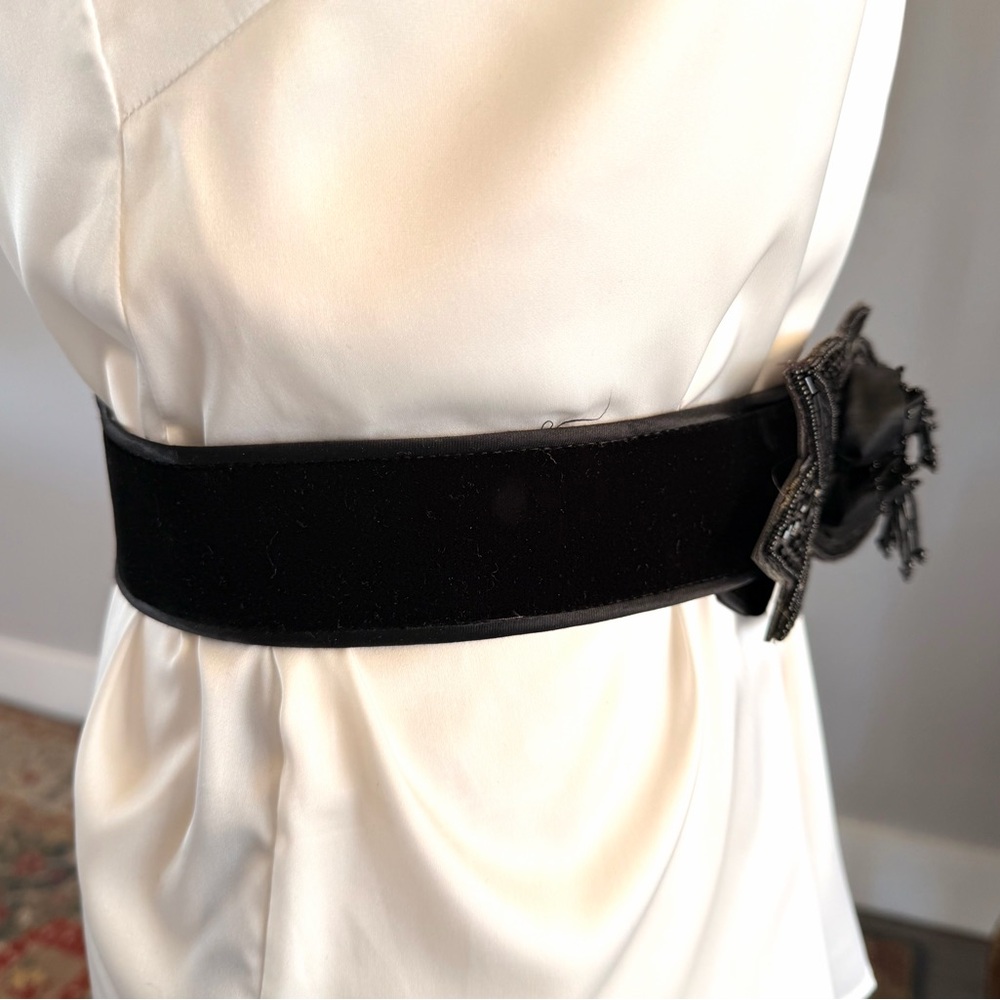 Magid Black Beaded Floral Belt - Picture 3 of 11